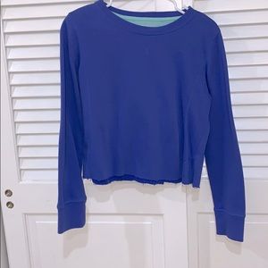 Blue crewneck cropped